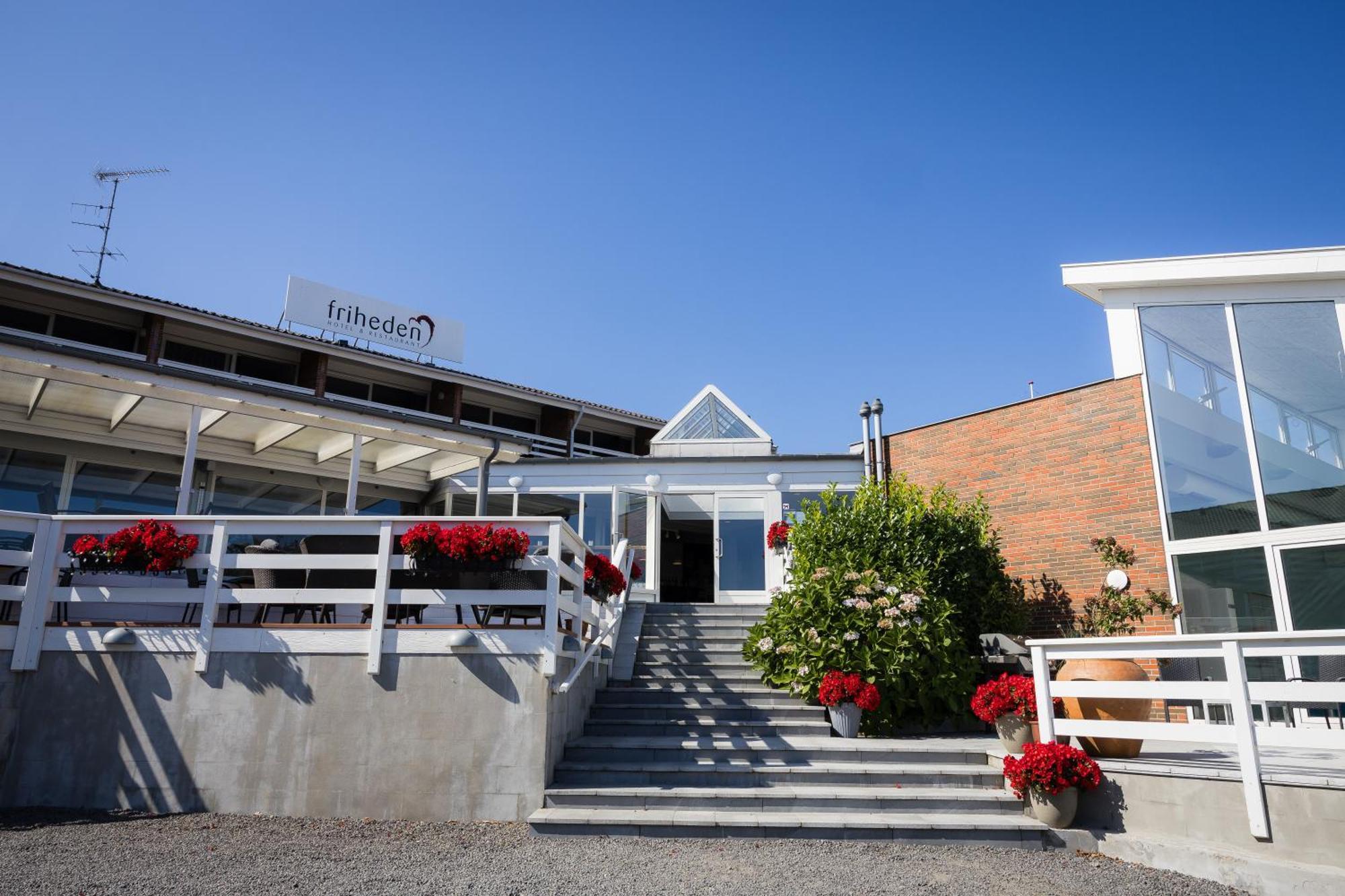 Hotel Friheden Allinge-Sandvig Bagian luar foto