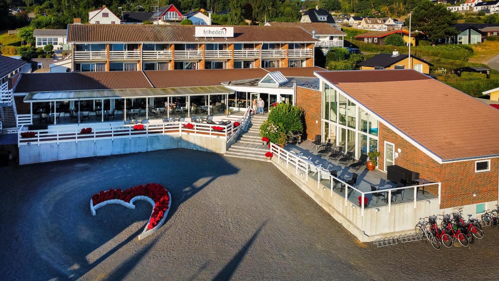 Hotel Friheden Allinge-Sandvig Bagian luar foto